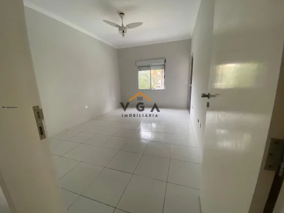 Imagem Casa para Venda em Guararema, Bairro Iatpema, 4 dormitórios, 2 suítes, 4 banheiros, 6 vagas