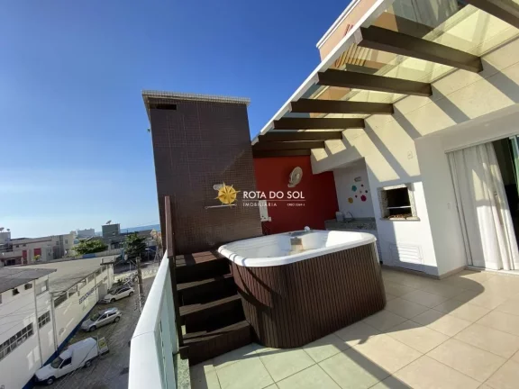 Tahiti Residencial Cobertura 3 suítes à venda a poucos metros da praia Bombinhas SC