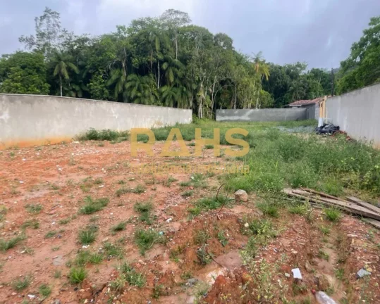 Imagem Terreno Plano à venda no Bairro Paranaguamirim em Joinville por R$450.000,00 Terreno com área tota...
