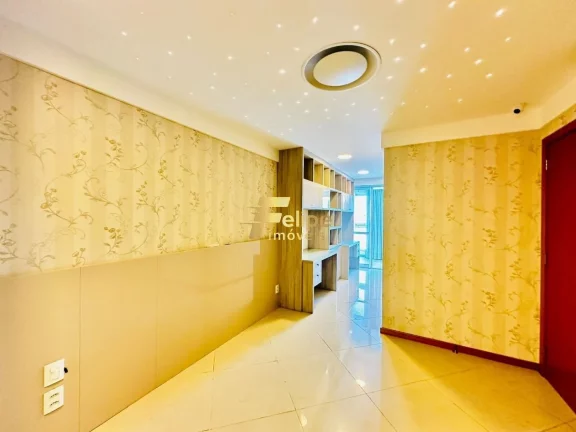 Imagem Prepare-se para conhecer sua casa suspensa, são 345 m2 de muito charme com vista para o MAR.