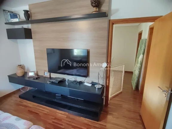 Imagem Encantadora residência em condomínio fechado, com projeto moderno e ambientes integrados que propo...