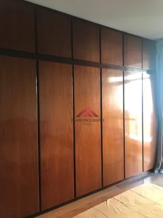Imagem Apartamento com 4 dormitórios, 2 stes, 3 vagas à venda, 250 m²