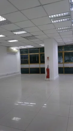 Imagem ÓTIMA SALA COMERCIAL MEDINDO 231M² NO CORAÇÃO DO CENTRO DO RIO - RJ
