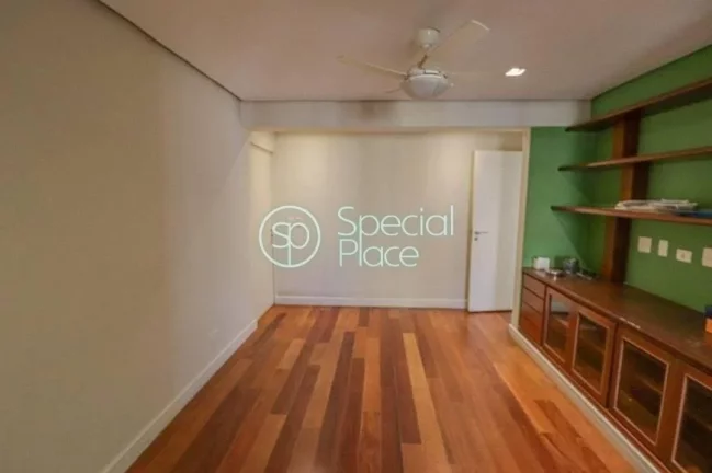 Imagem Excelente apartamento com 187m² no Itaim. 01 apartamento por andar, living amplo com varanda, andar...