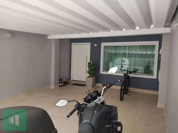 Imagem Sobrado à venda, com 3 quartos, 200m2