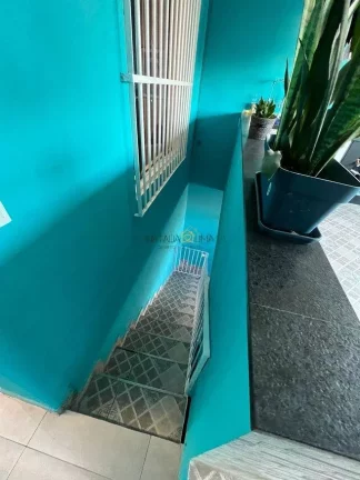 Imagem Sobrado com 3 Quartos e 2 banheiros à Venda, 120 m por R$ 425.000
