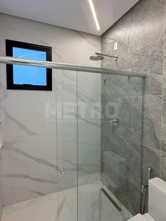 Imagem Casa à venda no Buona Vita, 4 quartos sendo 03 suítes, piscina, Petrolina