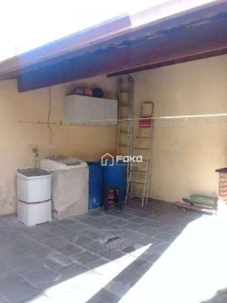 Imagem Sobrado com 3 dormitórios à venda, 196 m² por R$ 620.000,00 - Jardim Bom Clima - Guarulhos/SP