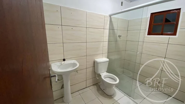 Imagem Vendo terreno com três casas e uma Kitnet em Serraria, São José SC