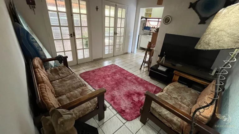 Imagem Casa Geminada a 100m da Orla do Itaguá Ubatuba/SP - Localização Privilegiada