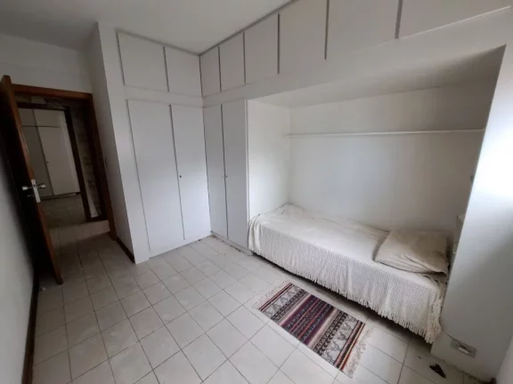 Imagem APARTAMENTO AMPLO COM 3 DORMITÓRIOS NO CALÇADÃO DA PRAIA DE PITANGUEIRASCOM EXCELENTE VISTA.