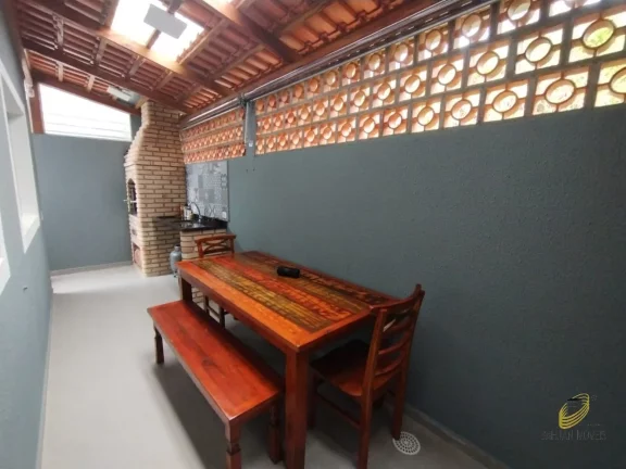 Imagem Casa em Condomínio à Venda em Cotia-SP, com 3 Quartos sendo 1 Suíte, 2 Salas, 3 Banheiros, 2 Vagas, 86m².