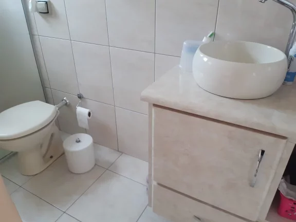 Imagem Sobrado à venda no bairro Parque Jaçatuba - Santo André/SP