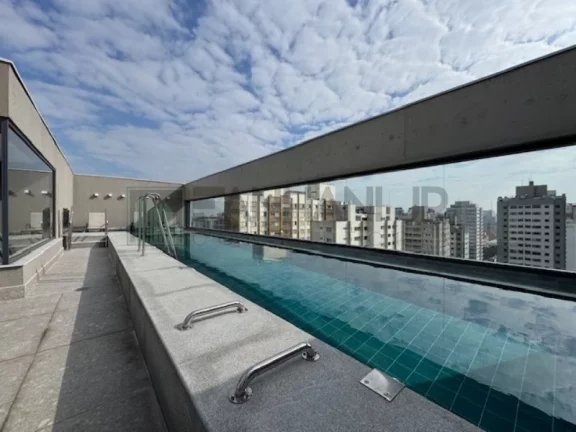 Imagem Apartamento para locação na Vila Mariana, São Paulo-SP: 3 quartos, 1 suíte, 3 salas, 3 banheiros, 2 vagas de garagem, 100m² de área.
