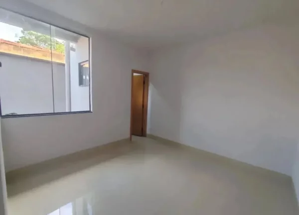 Imagem Casa De 2/4 C Suite Com Possibilidade De 12.800 De Entrada