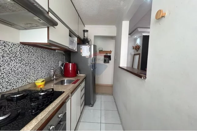 Imagem Apartamento a venda com 3 quartos e com 48m² em Rocha Miranda. Rio de Janeiro.