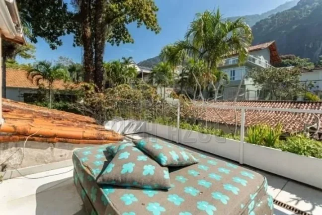 Imagem Jardim Botânico – Rua Peri | Residencial › Casa 4 quarto(s) à Venda