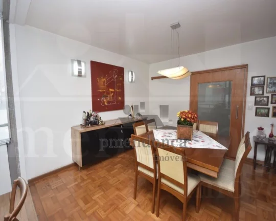 Imagem Apartamento reformado, living para 03 ambientes, 03 dormitórios sendo 01 suíte, banheiro social, c...