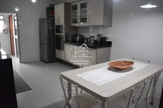 Imagem Imperdível apartamento à venda em Guarujá-SP, Pitangueiras: 3 quartos, 1 suíte, 3 salas, 3 banheiros, 2 vagas de garagem, 160 m²!