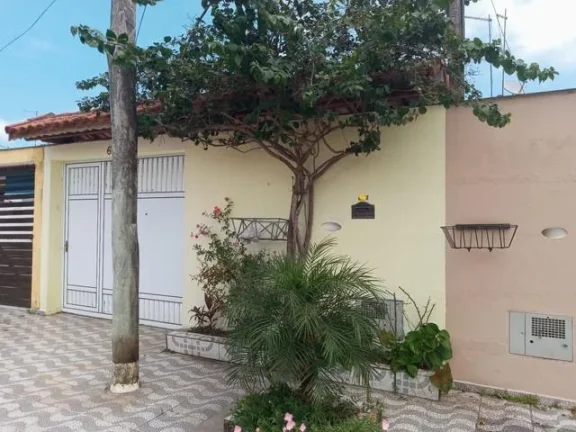 Imagem Casa para Venda em Itanhaém, Loty, 2 dormitórios, 1 suíte, 1 banheiro, 2 vagas