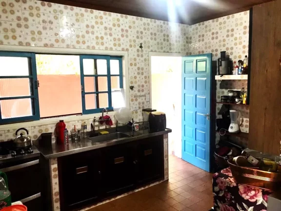 Imagem Linda casa às venda ou locação no centro de Iguape/SP