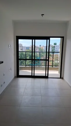 Imagem Excelente apartamento novo a venda à 250 metros da orla de Itaguá em Ubatuba.