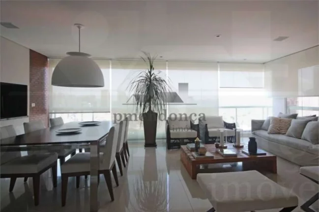 Imagem Beleza e encanto desse apartamento com 170 m² invadem os espaços permeados por tonalidades neutras...