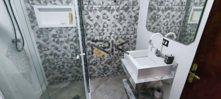 Imagem CASA SOBRADO A VENDA NO ITAGUÁ COM 3 SUÍTES,1 BANHEIRO SOCIAL,3 VAGAS DE GARAGEM,CASA DE CASEIRO