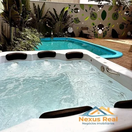 Imagem Sobrado com Piscina e 5 quartos