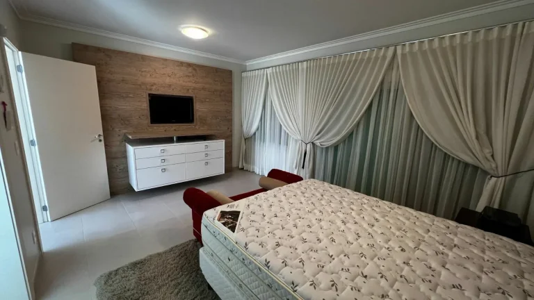 Imagem Casa com 3 dormitórios à venda sendo 3 suítes, 203.57 m² por - R$ 1.550.000,00 - Vargem Grande - Santo Amaro da Imperatriz/SC
