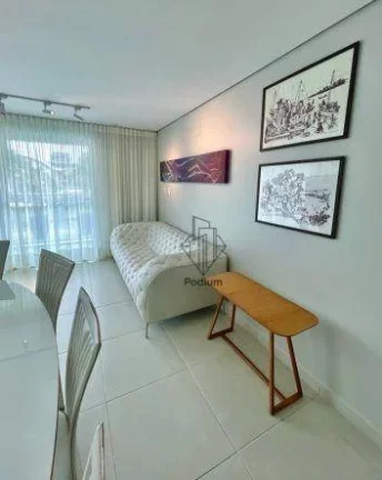 Imagem Flat mobiliado pé na areia com varanda / sacada no bairro do Bessa. -AP1911