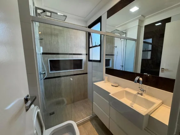 Imagem Excelente apartamento à Venda com 3 Quartos e 3 banheiros, 120 m² por R$ 1.845.000