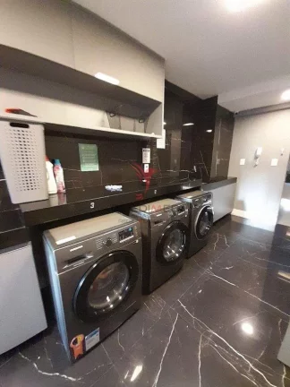 Imagem Vende-se apartamento pronto para morar, em Cabo Branco melhor localização de João Pessoa