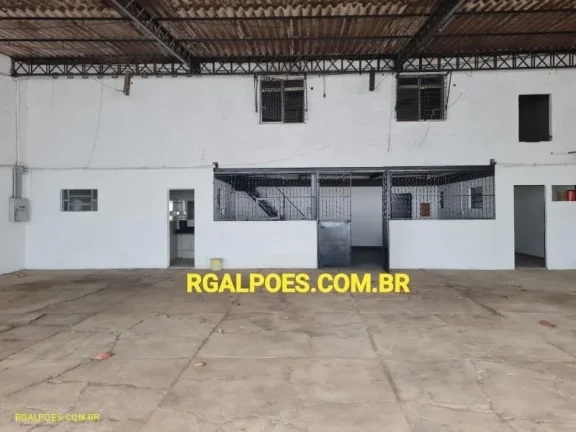 Imagem Galpão para Locação em DUQUE DE CAXIAS, Jardim Primavera, 2 banheiros