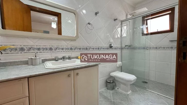 Imagem Sobrado com 4 dormitórios à venda, 220 m² por R$ 1.280.000,00 - Jardim Santa Clara - Guarulhos/SP