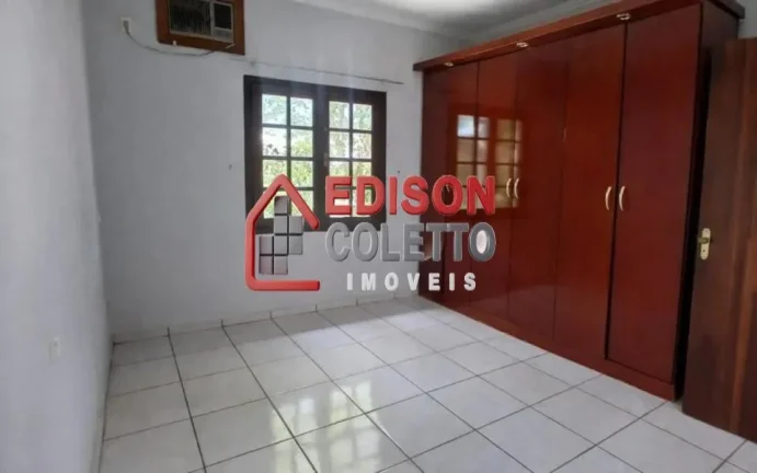 Imagem Casa com 3 Quartos e 3 banheiros para Alugar, 129 m² por R$ 3.000/Mês