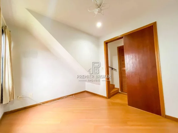 Imagem Casa à venda, 127 m² por R$ 550.000,00 - Iucas - Teresópolis/RJ