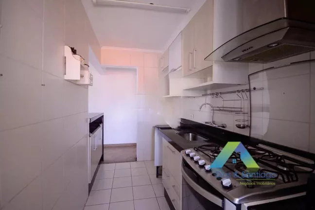 Imagem Apartamento com 3 dormitórios e 2 banheiros em Vila das Mercês/SP!