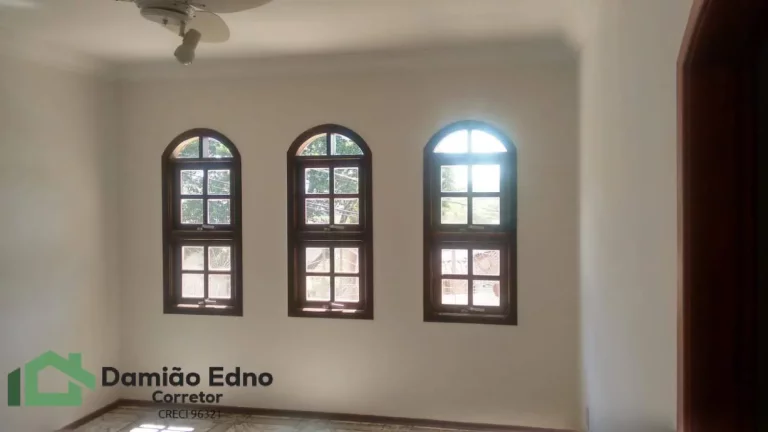 Imagem Casa Jardim São Marcus Jundiaí com renda de $4.000 mil mês