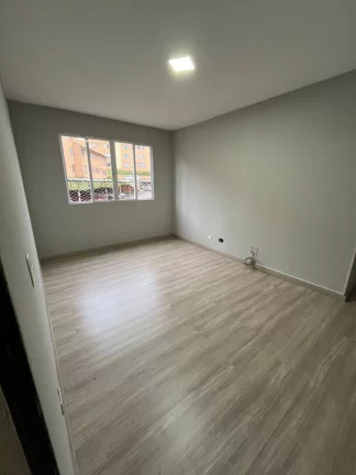 Imagem Apartamento com 2 Quartos no Fazendinha - Cic - R$210 mil