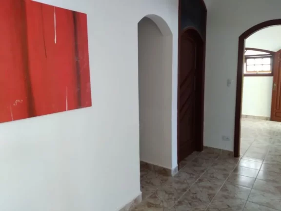 Imagem EXCELENTE CASA ISOLADA NO MARACANÃ COM 4 SUÍTES E 4 VAGAS!!!