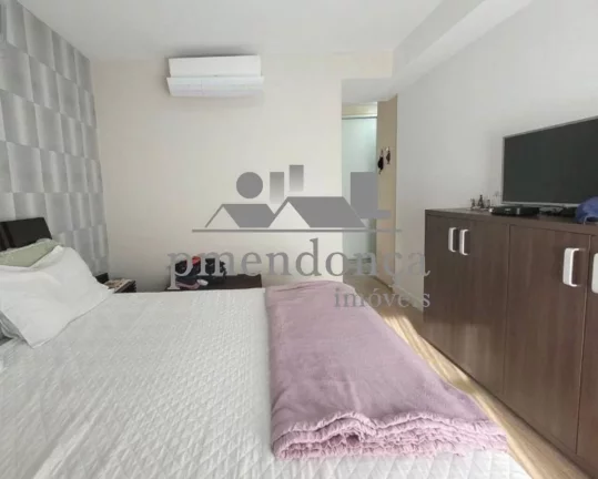 Imagem Apartamento a venda na Rua Jorge Americano com 157m²