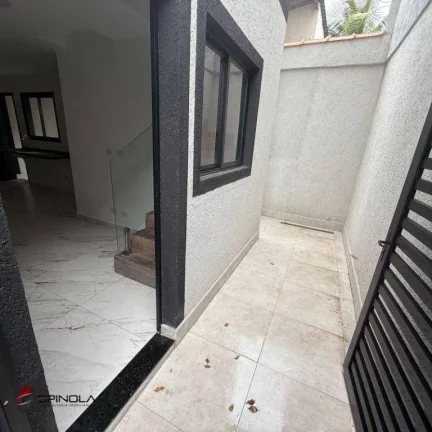 Imagem Sobrado com 2 dormitórios à venda, 54 m² por R$ 355.000,00 - Maracana - Praia Grande/SP