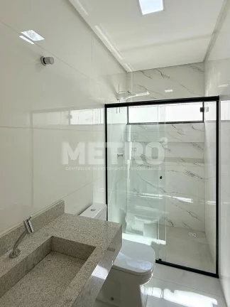 Imagem Casa à venda no Lot. Recife com 3 quartos, sendo 2 suítes, gourmet, PETROLINA