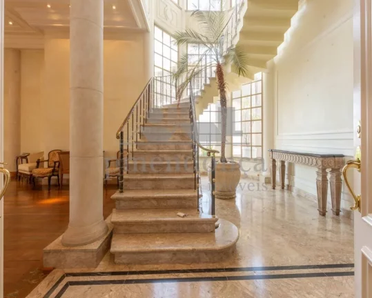 Imagem Maravilhosa Cobertura Triplex com 1200m² e vista 360 graus!