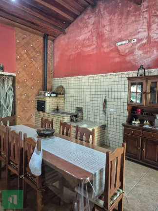 Imagem Sítio com 3 quartos, 13000m2, à venda