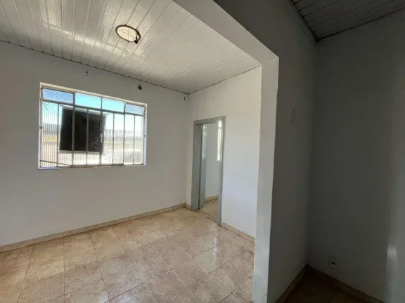 Imagem Casa Antiga à Venda no Bairro Grogotó — Excelente Localização para Reforma ou Investimento