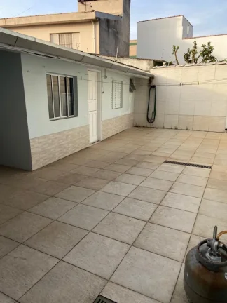Imagem "Cansado de viver apertado e inseguro? Descubra essa raridade com terreno gigante e estilo!"