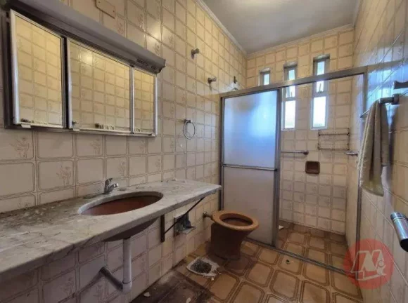 Imagem Casa com 3 dormitórios para alugar, 212 m² por R$ 6.583,33/mês - Chácara das Pedras - Porto Alegre/RS