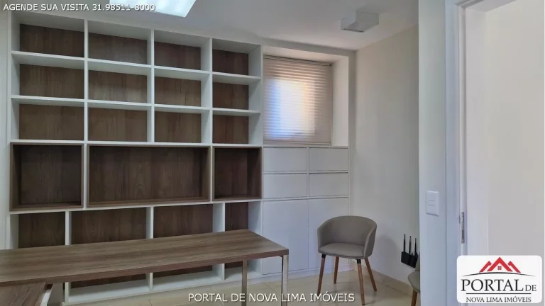 Imagem Casa a venda no Vila del Rey em Nova Lima. Casa com vista para a mata e para o condomínio Vale dos Cristais. Casa recebe sol da manhã